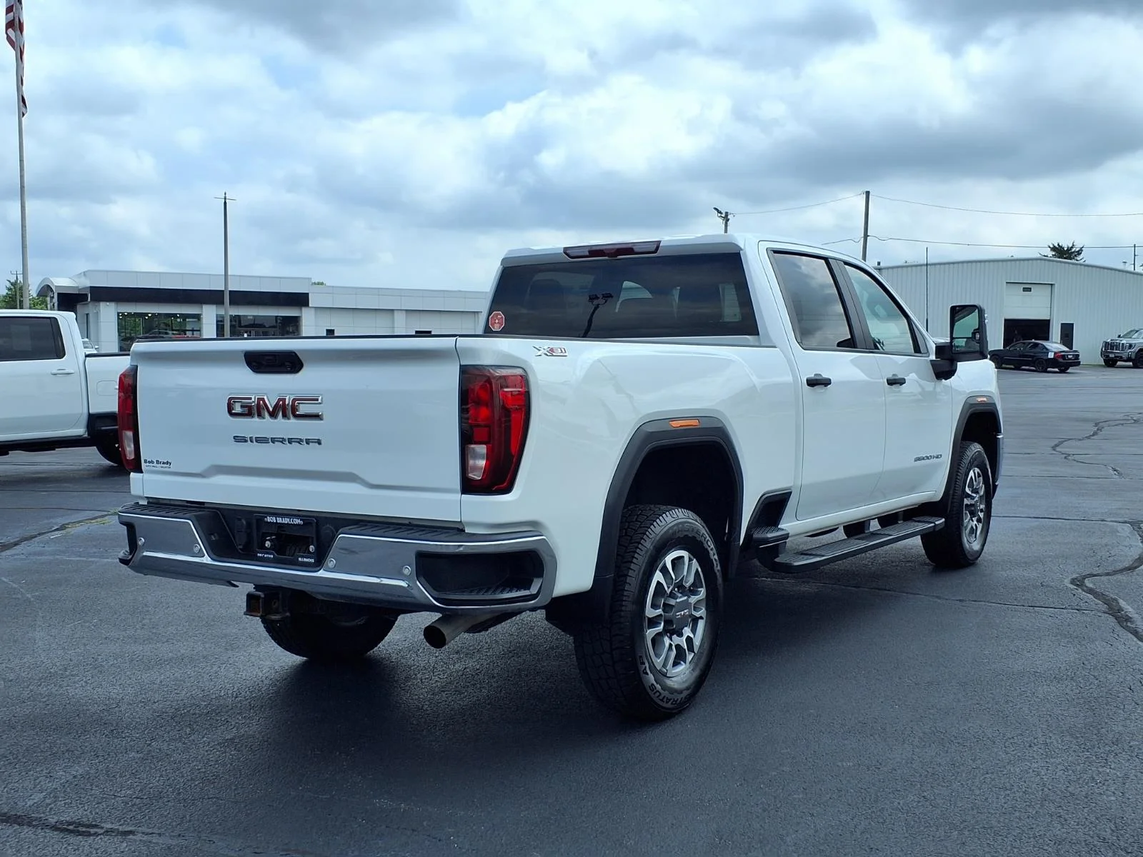 Used 2023 White GMC Pro image 19