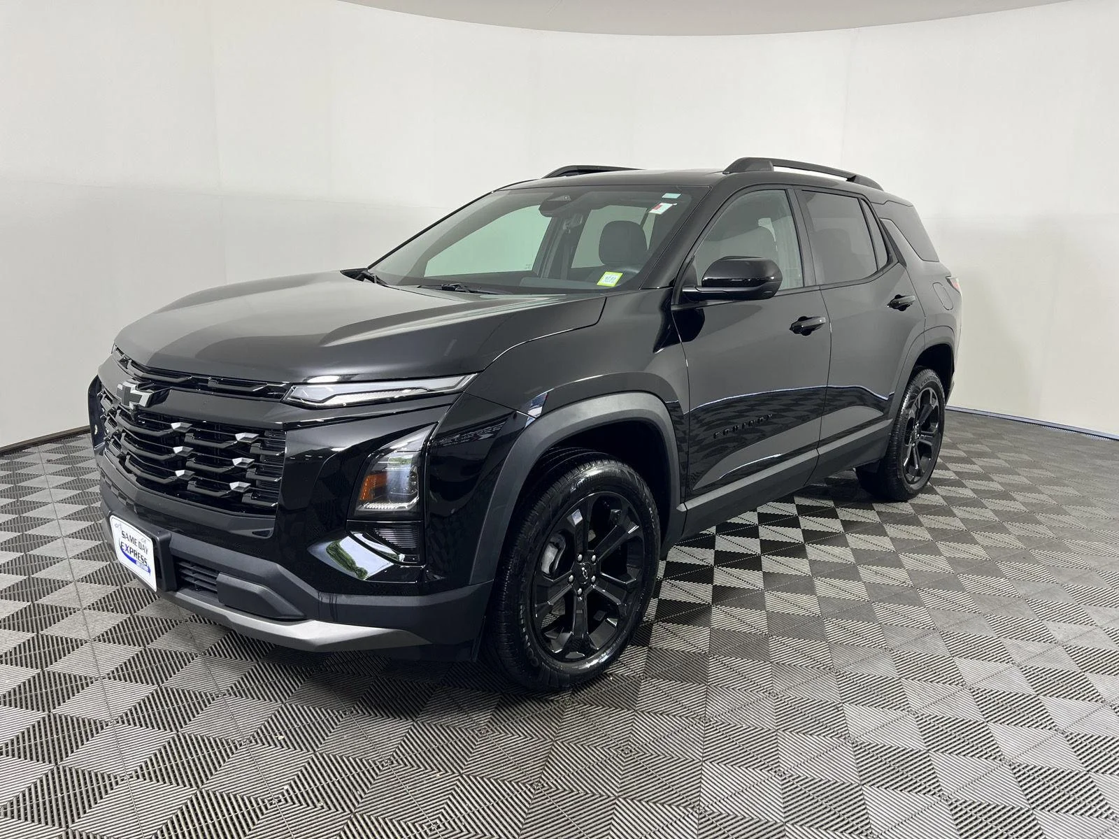 Used 2026 Mosaic Black Metallic Chevrolet AWD LT image 27