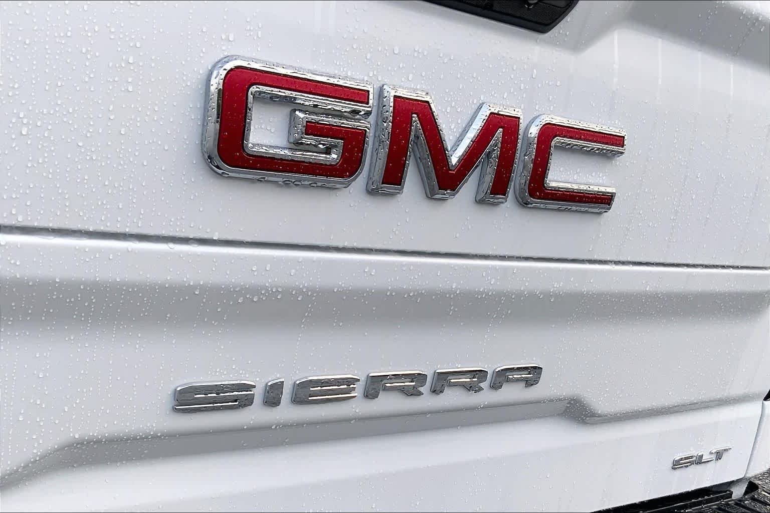 New 2026 Summit White GMC SLT image 14