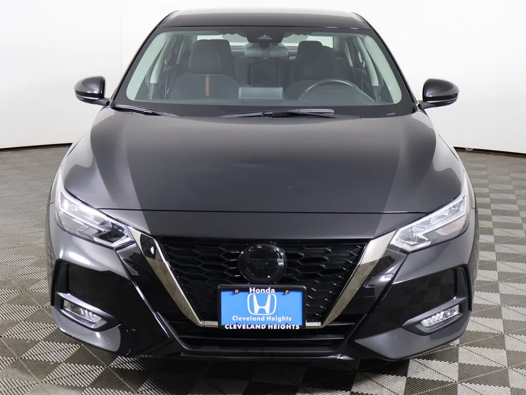 Used 2023 Super Black Nissan SR image 8