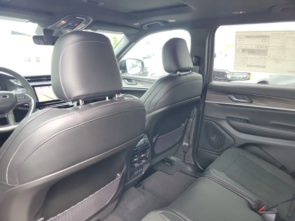 New 2026 Bright White Clearcoat Jeep Altitude image 24