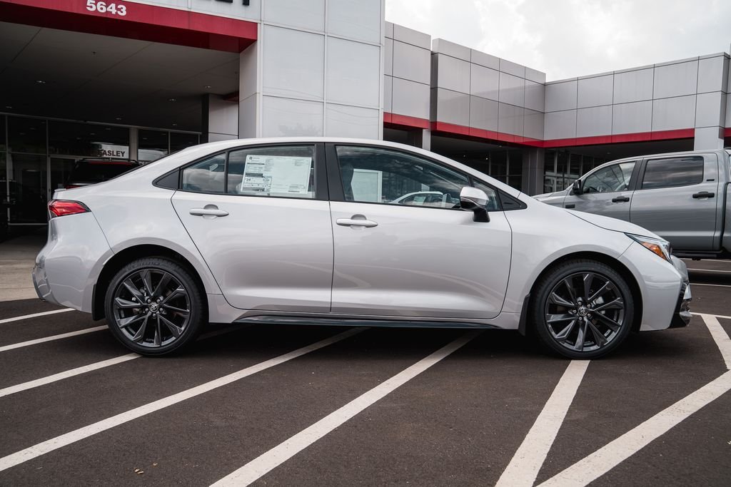 New 2026 Classic Silver Metallic Toyota SE image 8