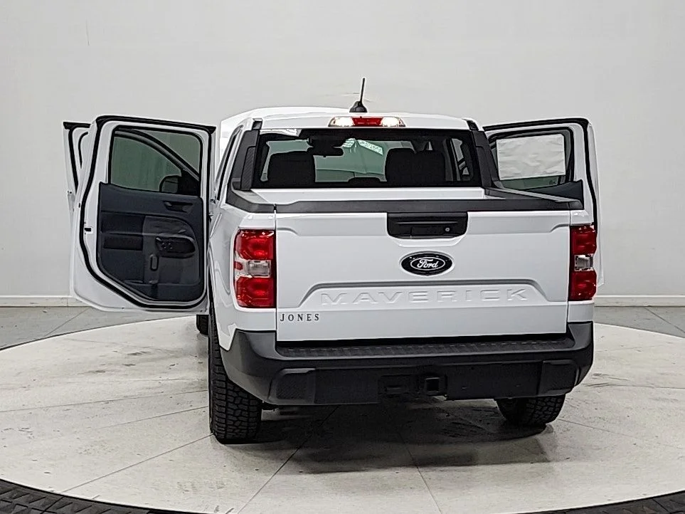 New 2026 Oxford White Ford XL image 14