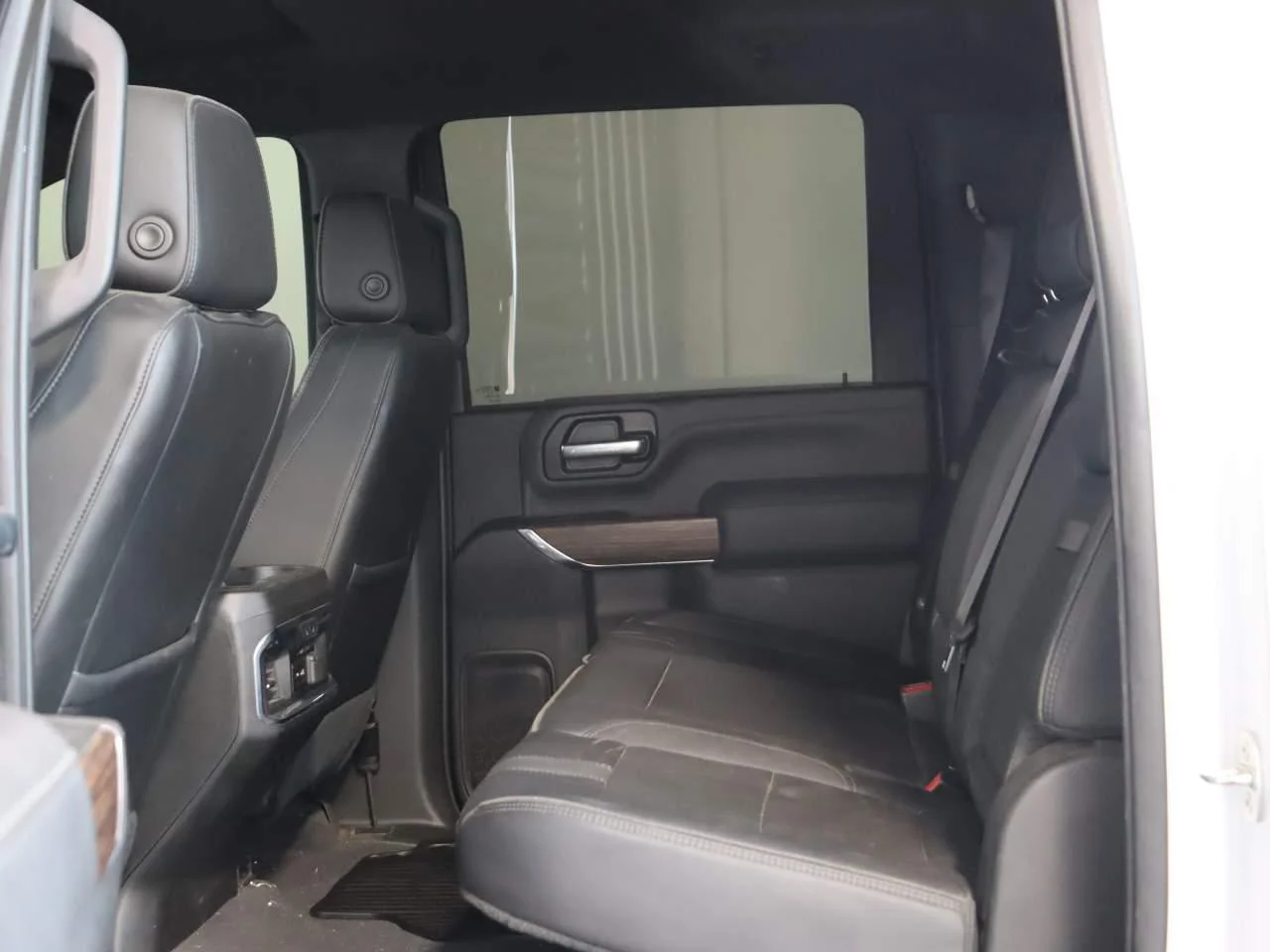 2023 Chevrolet Silverado 2500HD High Country - Photo 16