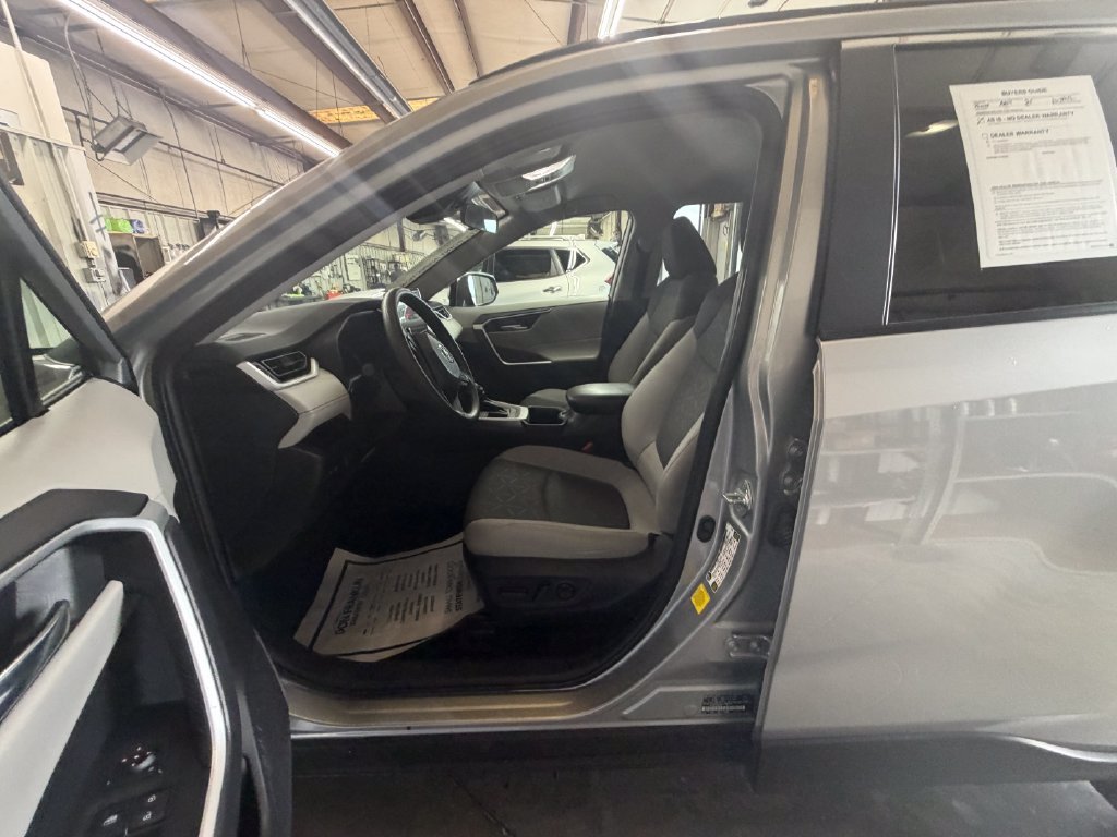 Used 2025 Silver Toyota XLE image 11
