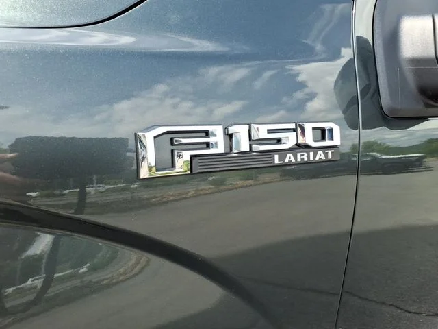 Used 2018 Gray Ford Lariat image 16