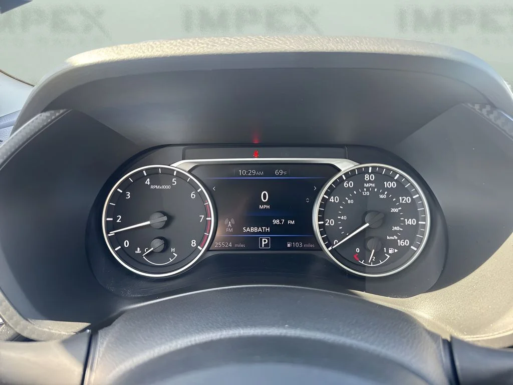 Used 2025 Black Nissan SR image 21