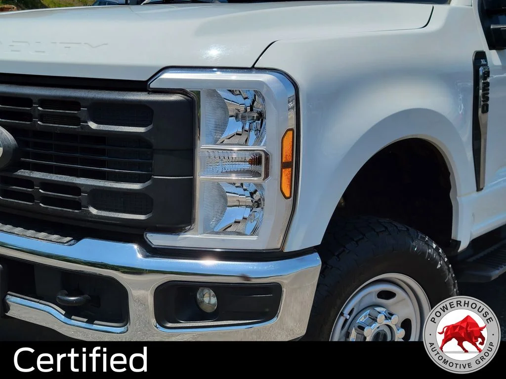 Used 2024 White Ford XL image 11