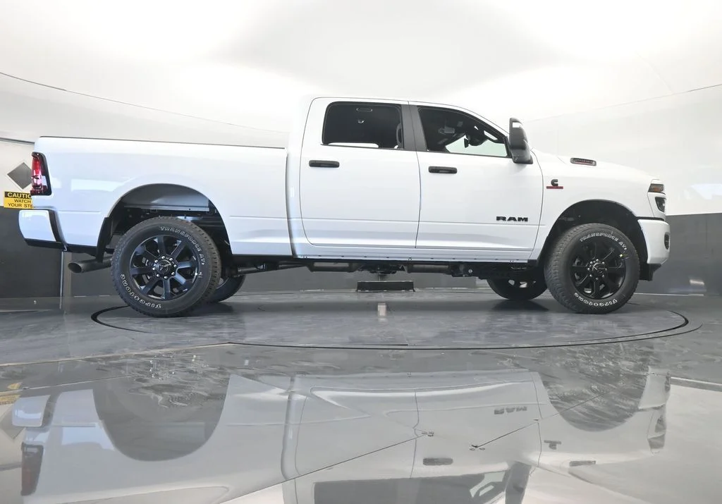 New 2026 Bright White Clear-Coat Exterior Paint RAM Big Horn image 57