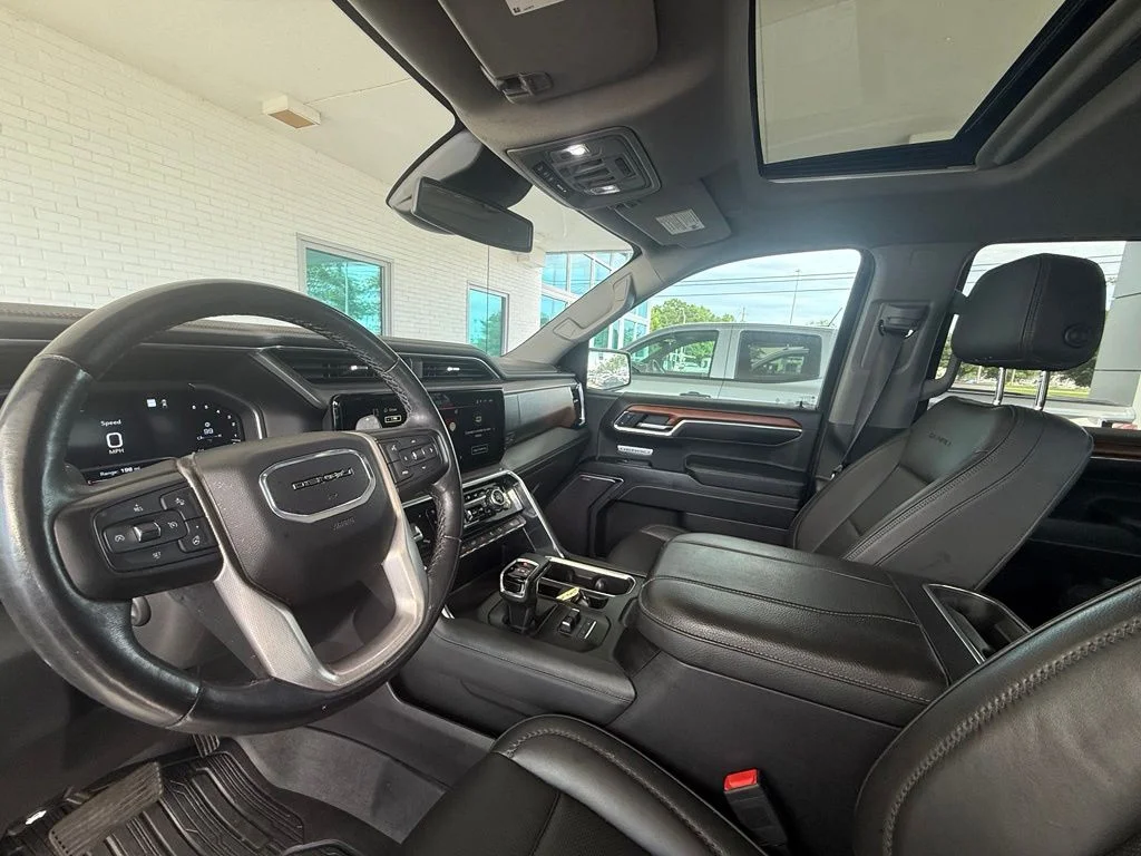 Used 2023 Black GMC Denali image 9