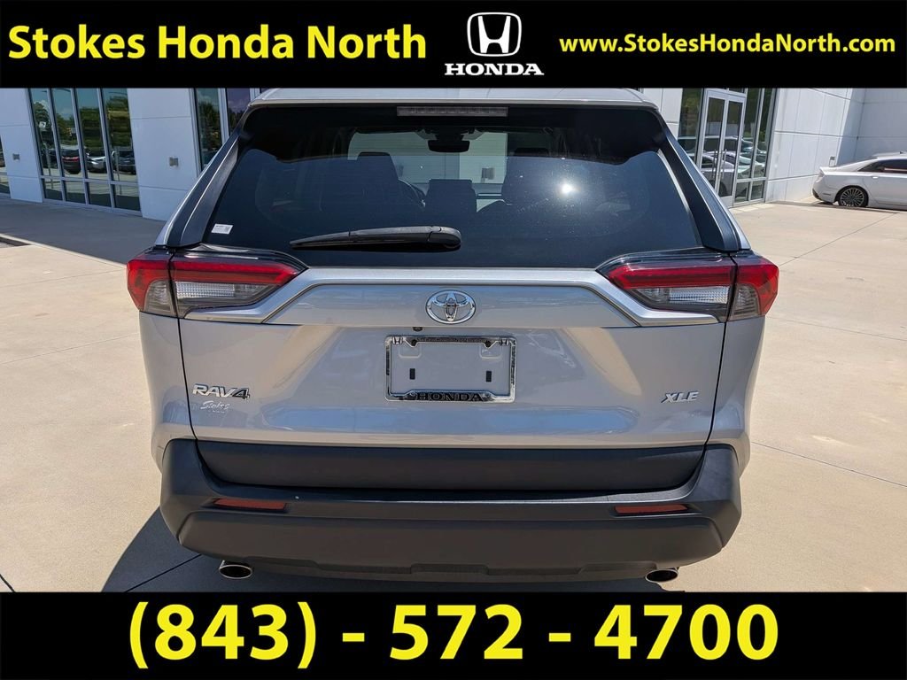 Used 2024 Silver Toyota XLE Premium image 8