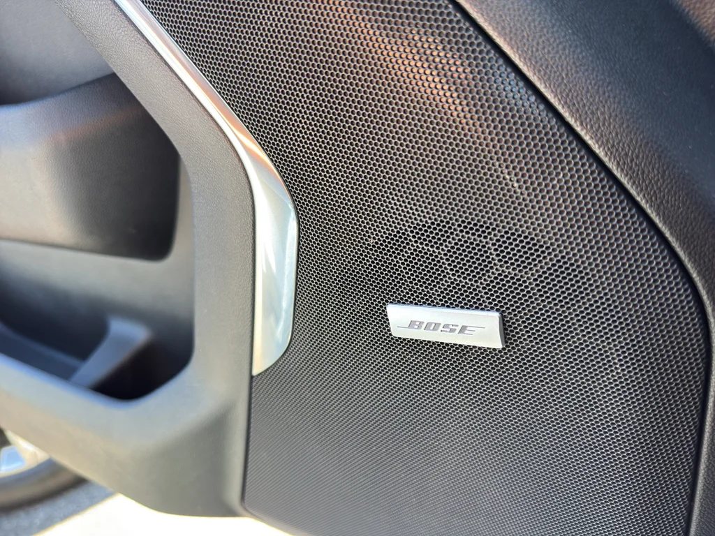 Used 2021 SUMMIT WHITE Chevrolet RST image 21