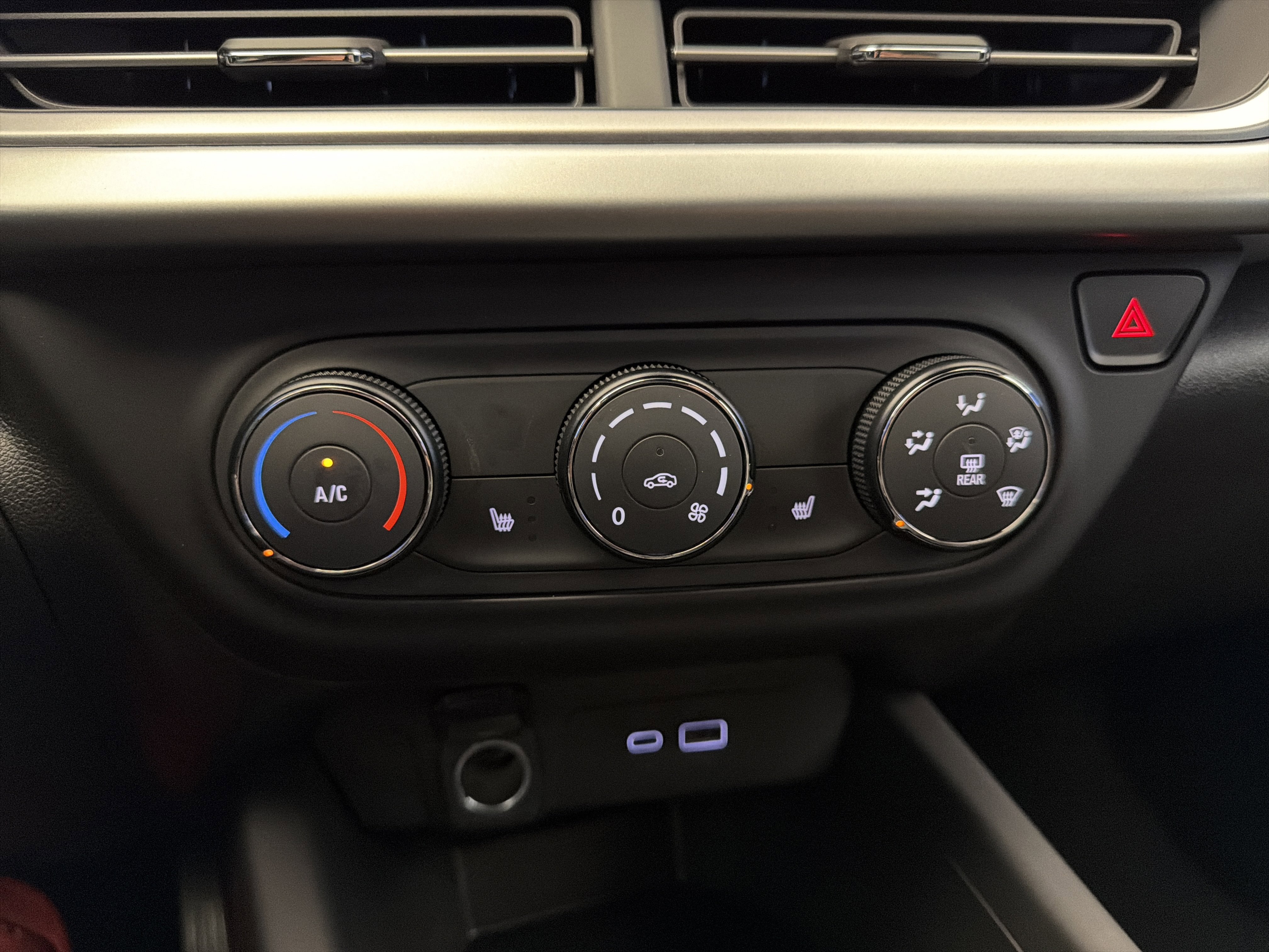 2026 Chevrolet Trax RS - Photo 20