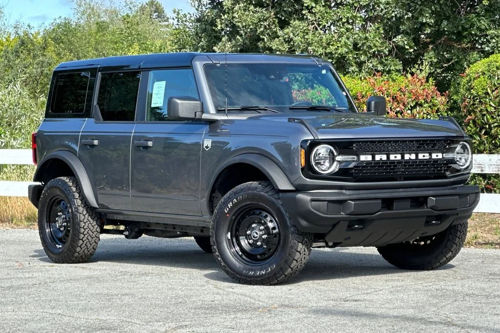 New 2026 Gray Metallic Ford Big Bend® image 2