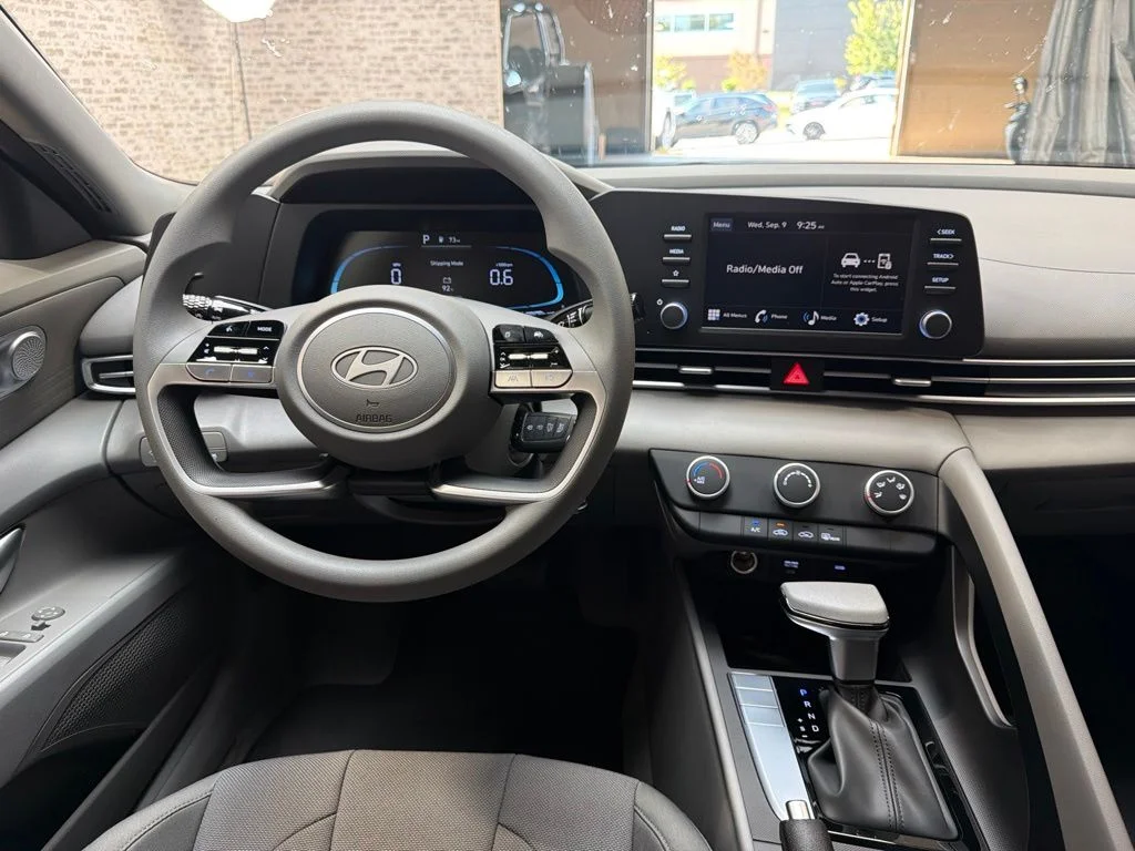 New 2026 Serenity White Hyundai SE image 15