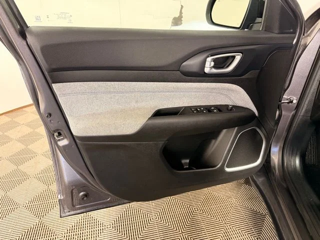 Certified Used 2023 Gray Jeep Latitude image 14