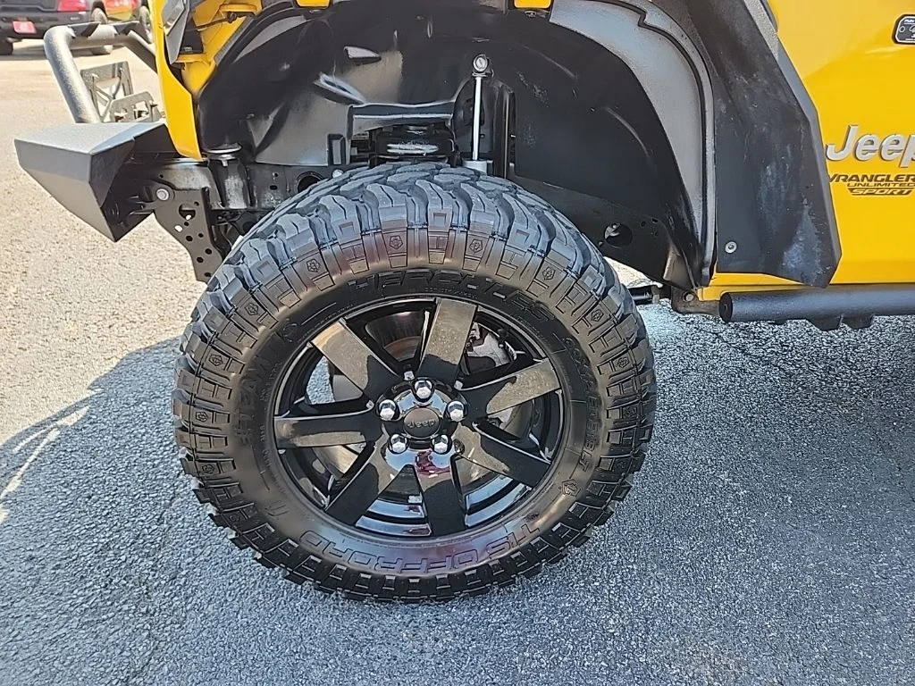 Used 2020  Jeep Unlimited Sport S image 51