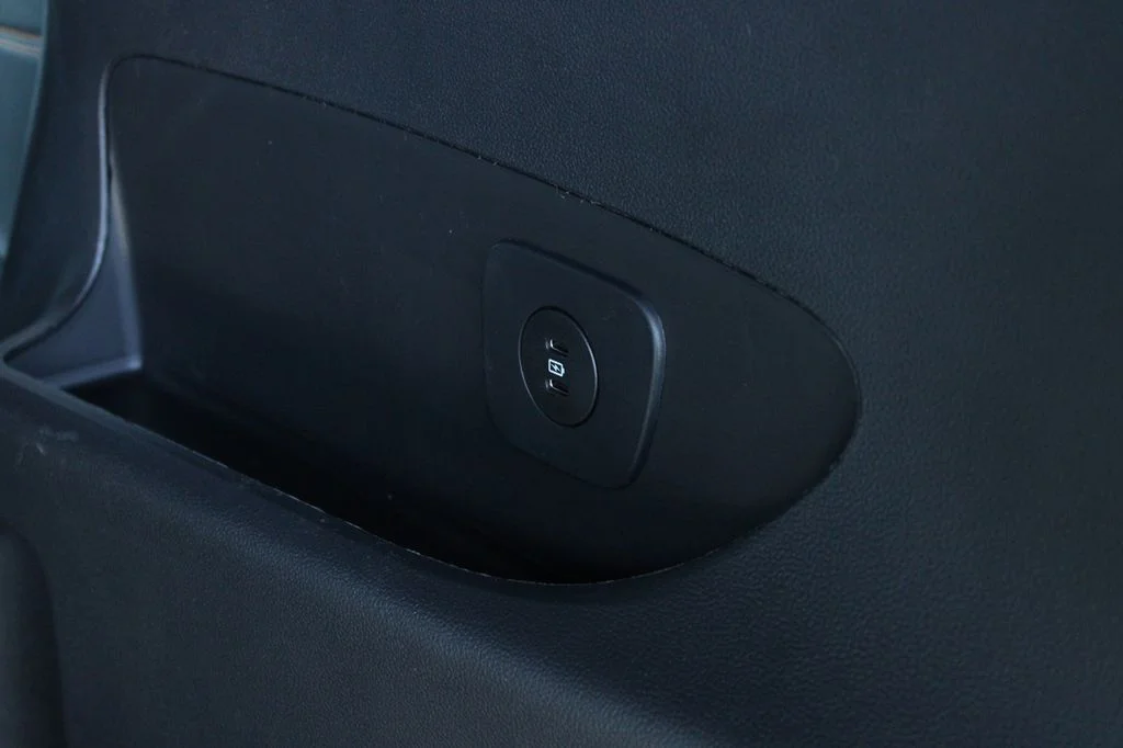 New 2026 Carbonized Gray Metallic Ford Tremor® image 12