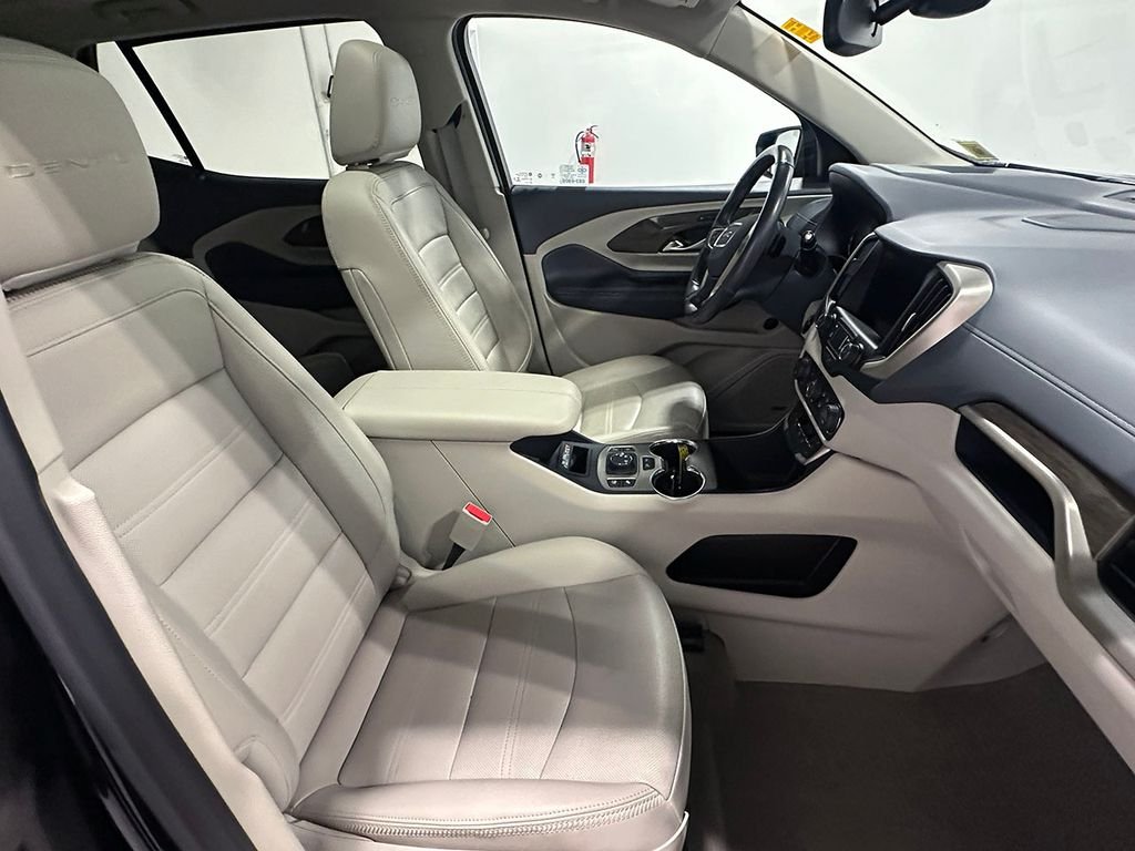 Used 2022 Black GMC Denali image 30