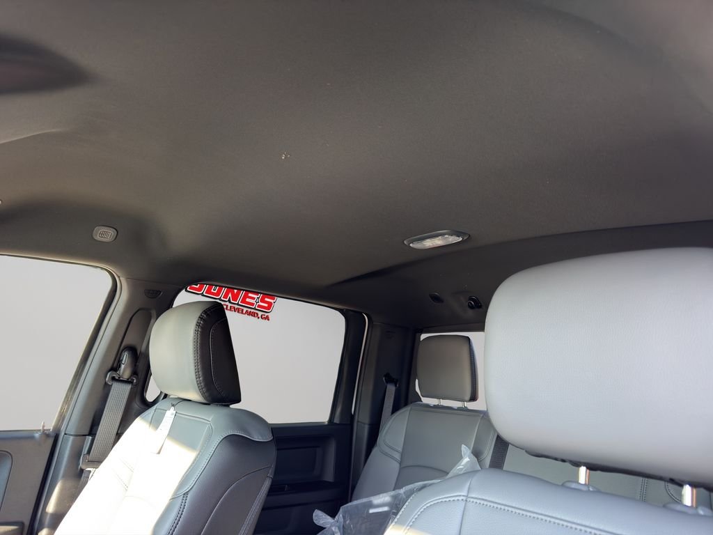 New 2026 Bright White Clear-Coat Exterior Paint RAM Tradesman image 5