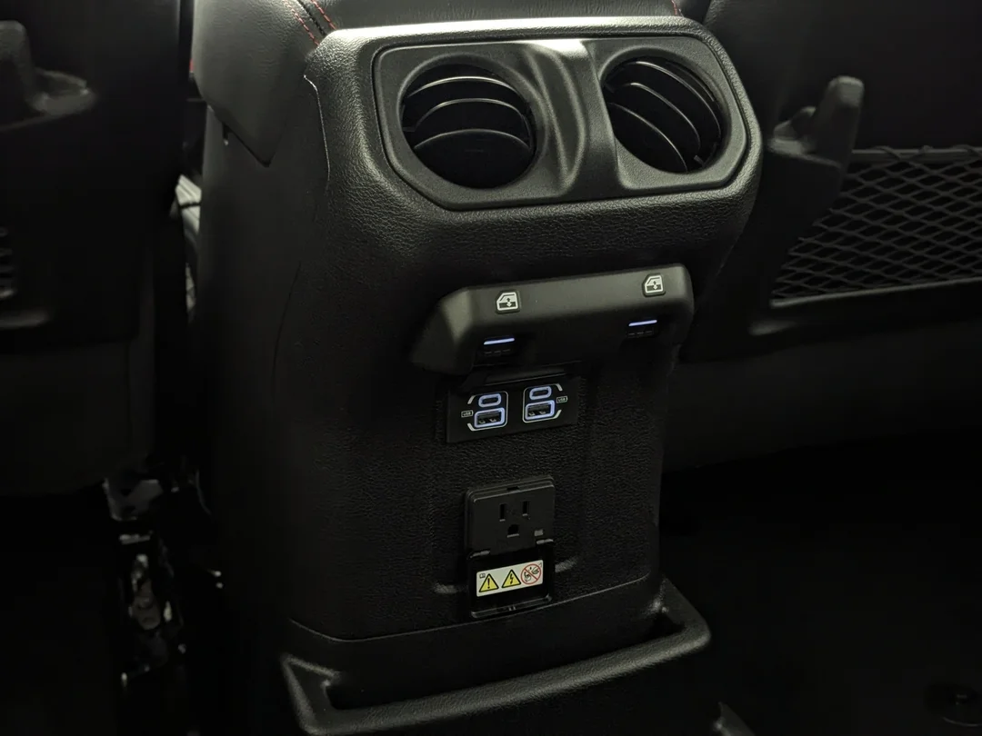 New 2026 Black Jeep Rubicon - - 4x4 - 3.6L V6 - Nappa Leather - 3-Pc Hardtop - Steel Perf Hood & More! image 24