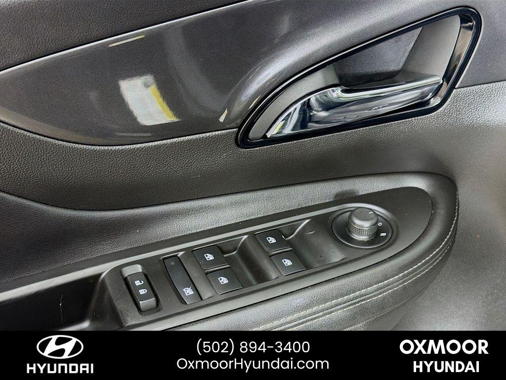 Used 2019 Black Carbon Metallic Buick Essence image 18