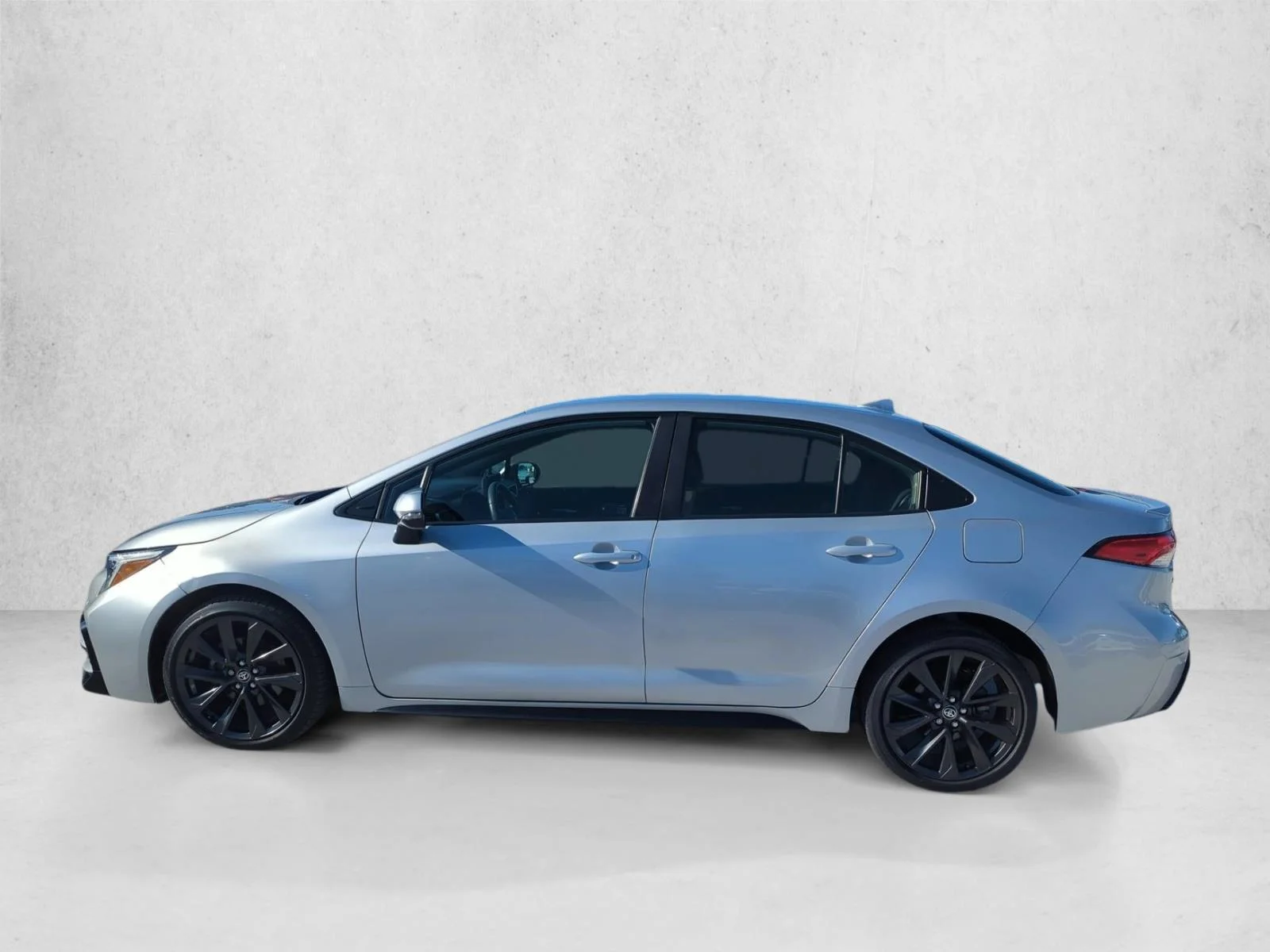 Used 2024 Classic Silver Metallic Toyota SE image 8