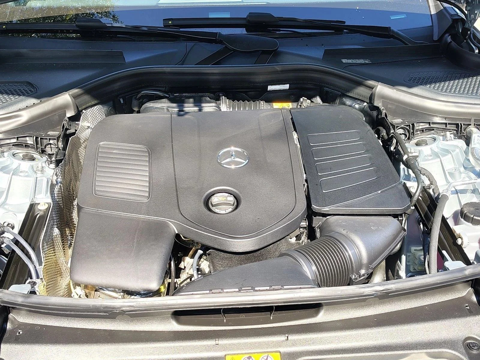 Used 2026 Cirrus Silver Metallic Mercedes-Benz GLC 300 image 23