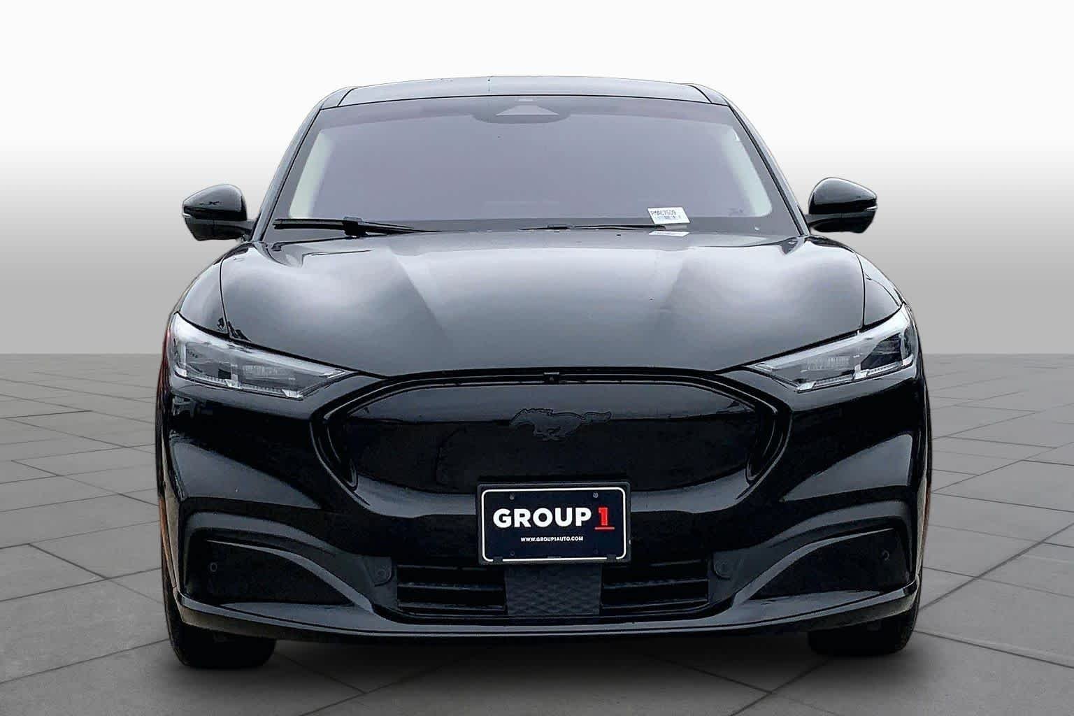Used 2023 Shadow Black Ford Premium image 3