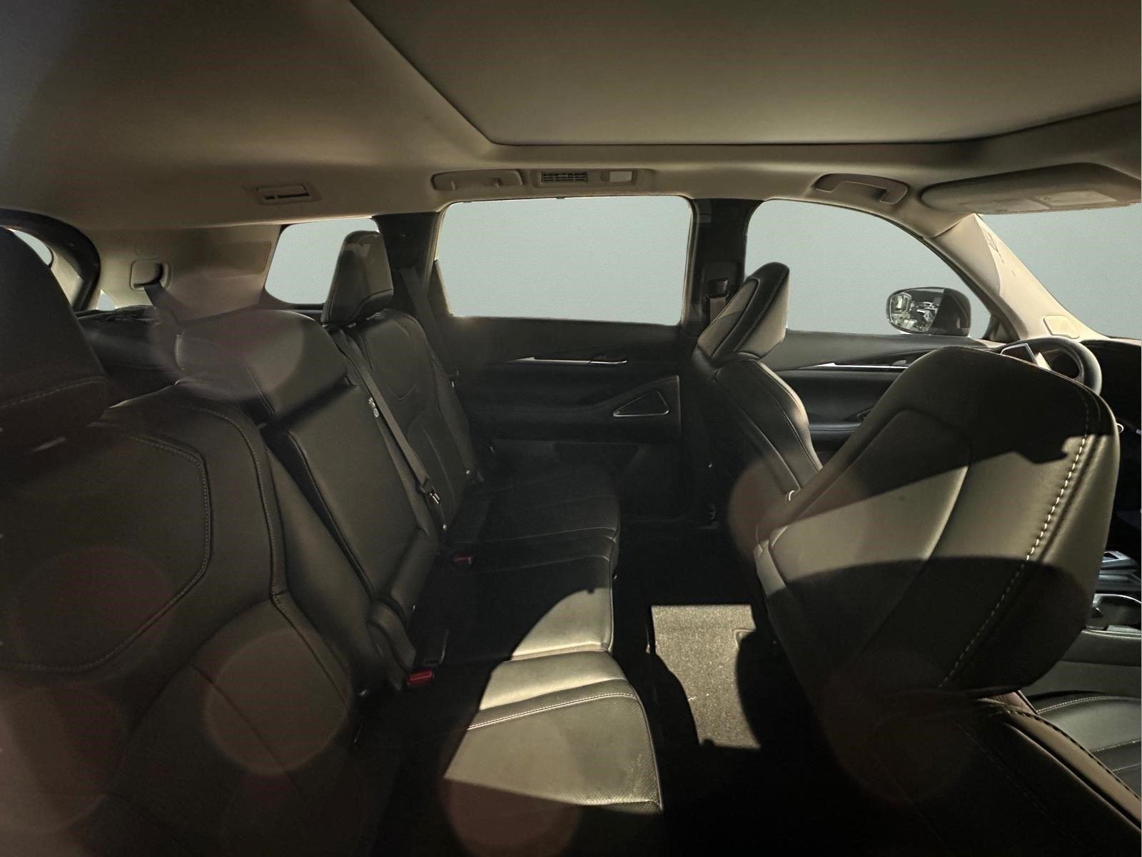Used 2024 Majestic White INFINITI SENSORY image 26