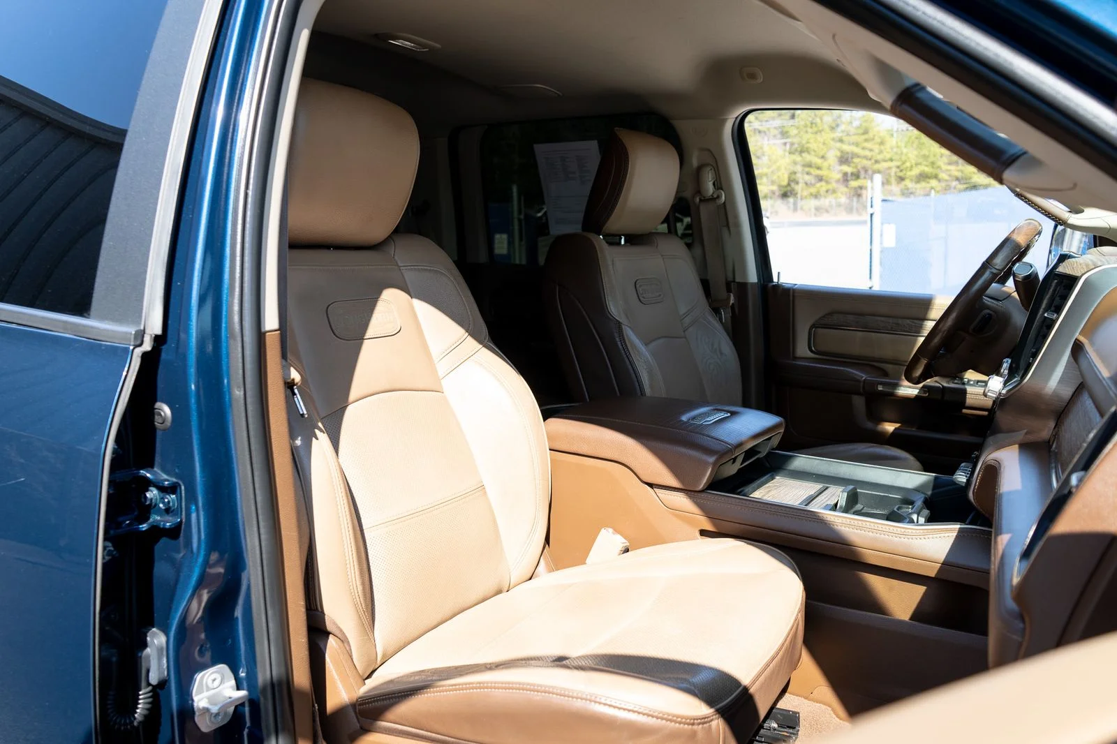 Used 2019 Blue Ram Laramie Longhorn image 38
