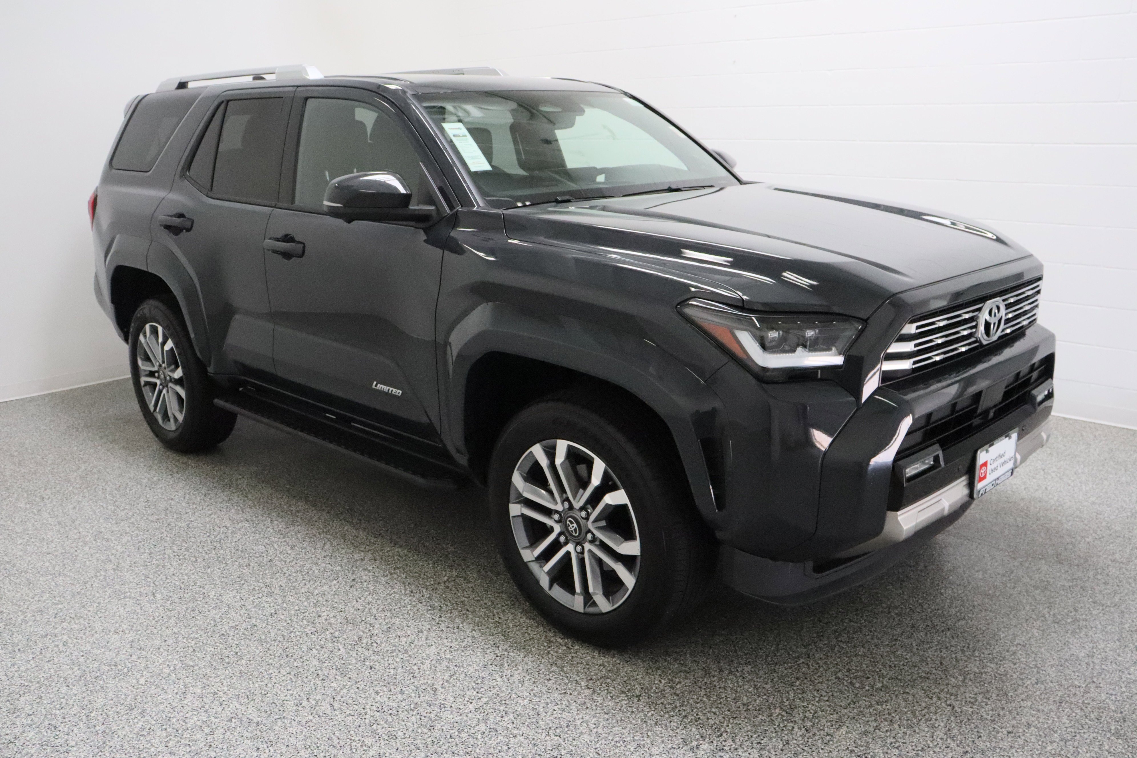 Used 2025 Underground Toyota Limited 2.4T image 4