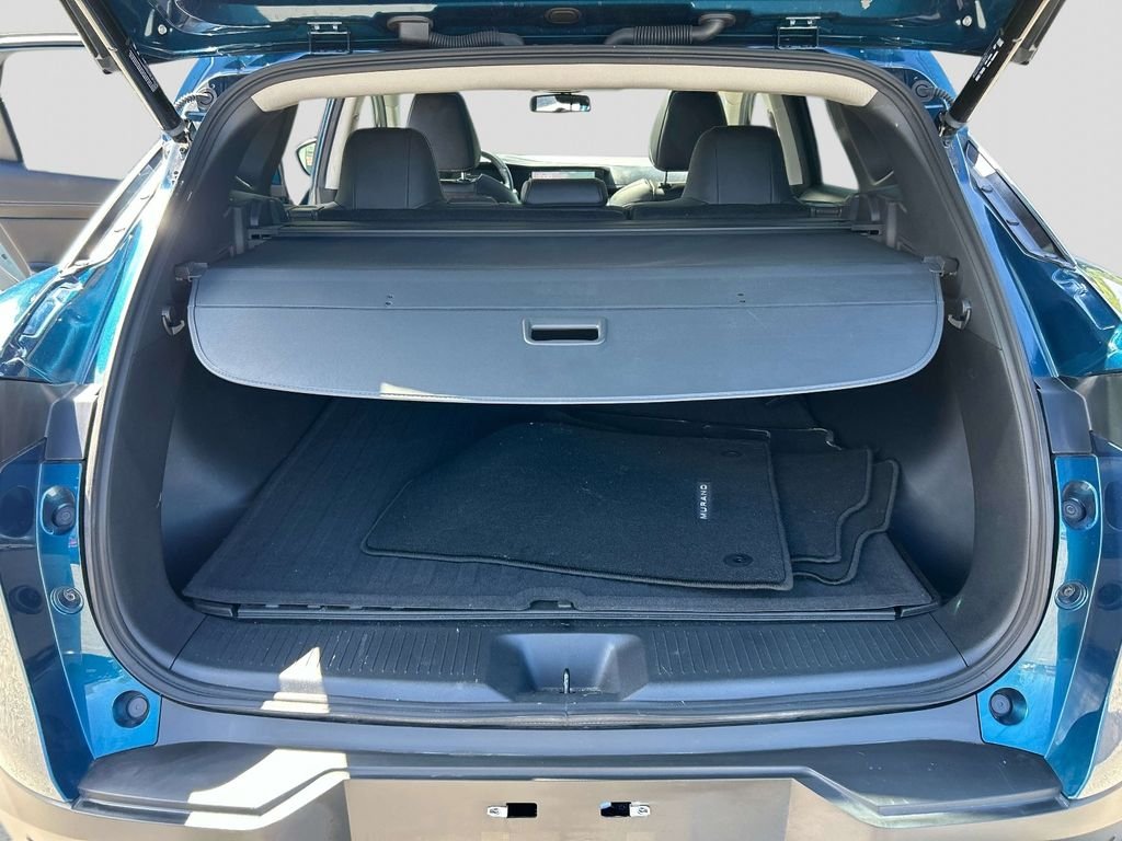 Used 2025 Blue Nissan SL image 11