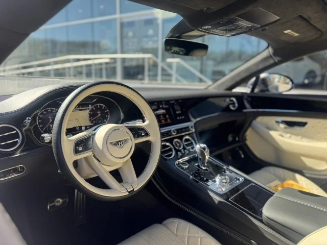 2021 Bentley Continental GT - Photo 15