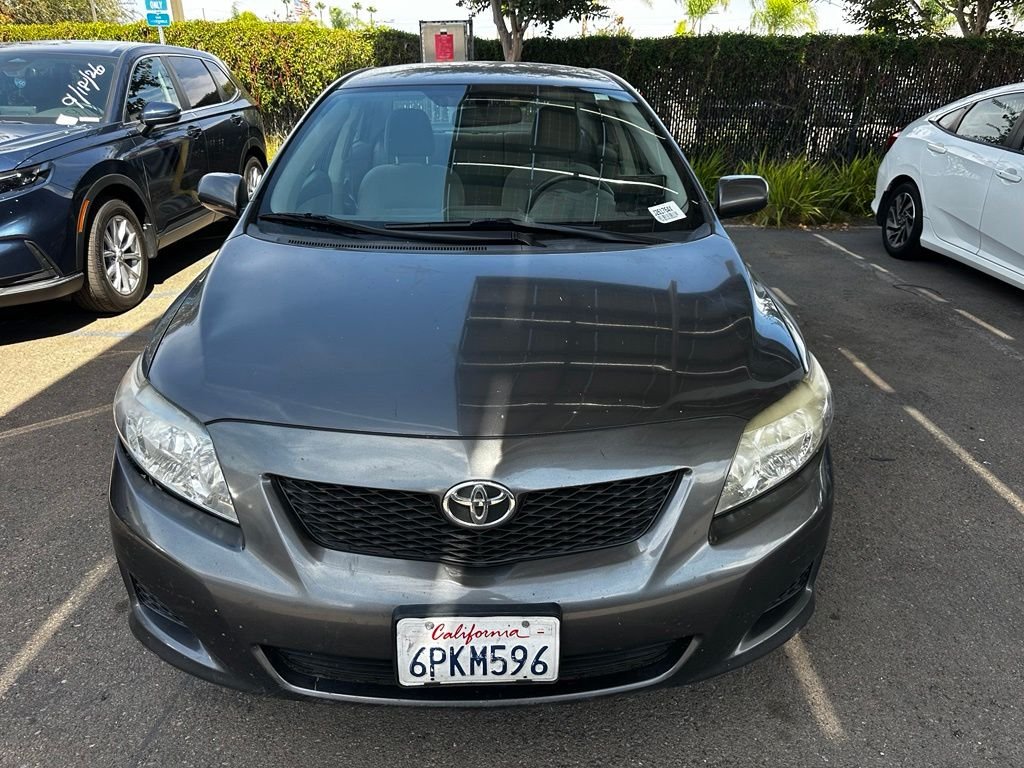 Used 2010  Toyota  image 4