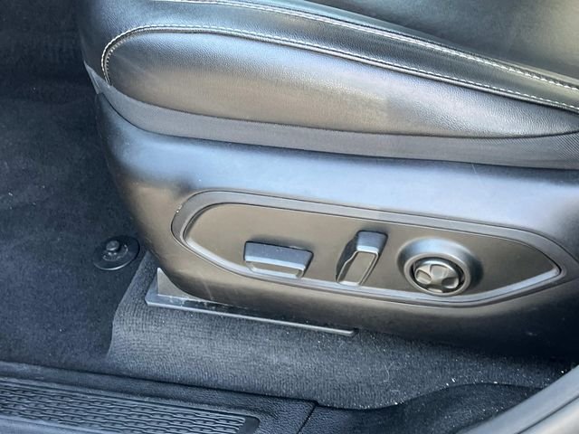 Used 2025 Gray Jeep Limited image 28