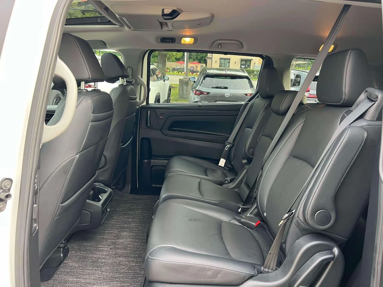 2023 Honda Odyssey Touring - Photo 16