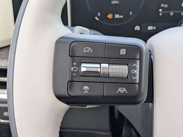 New 2026 Earthy Brass Matte Hyundai Calligraphy FWD image 33