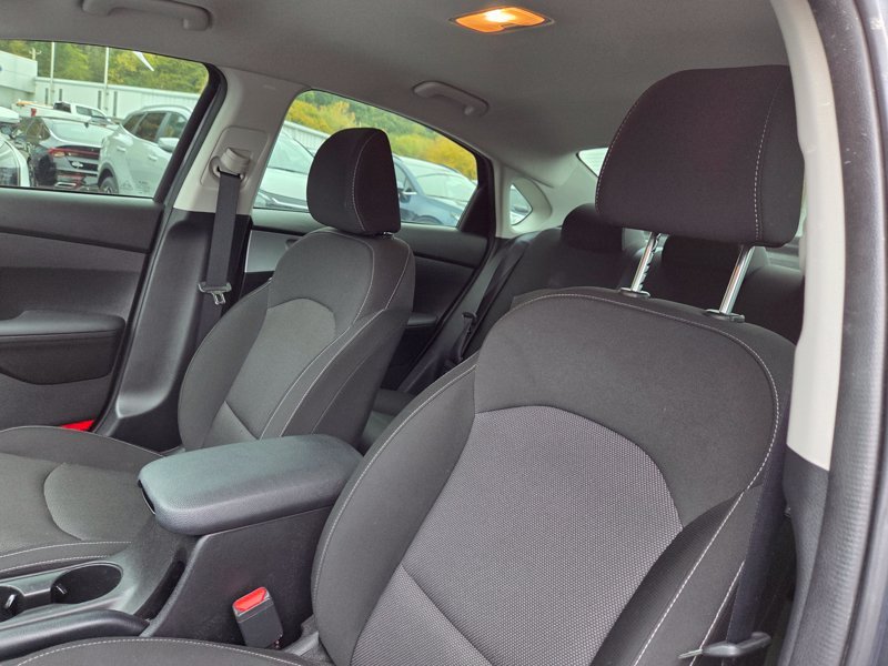 Used 2023 Gray Kia LXS image 10