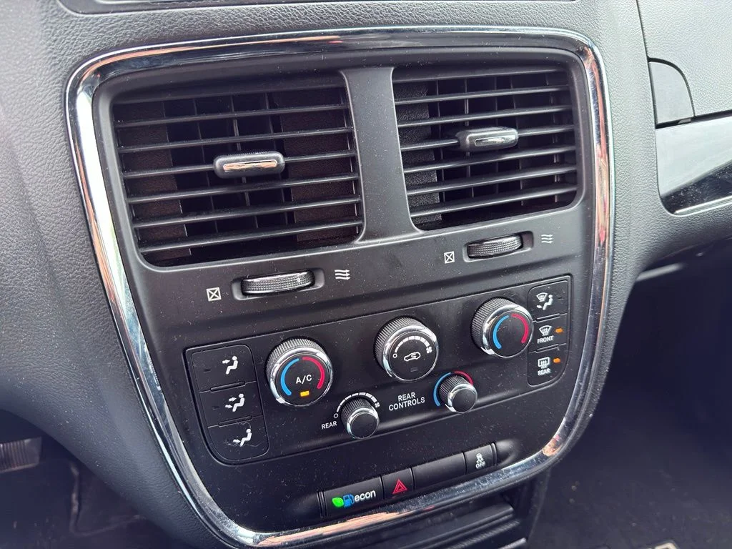 Used 2017 White Dodge SE Plus image 35
