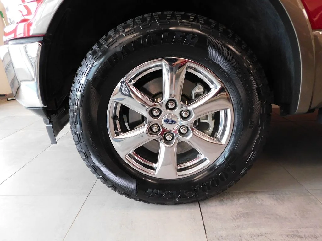 Certified Used 2019 Ruby Red Metallic Tinted Clearcoat Ford Lariat image 8