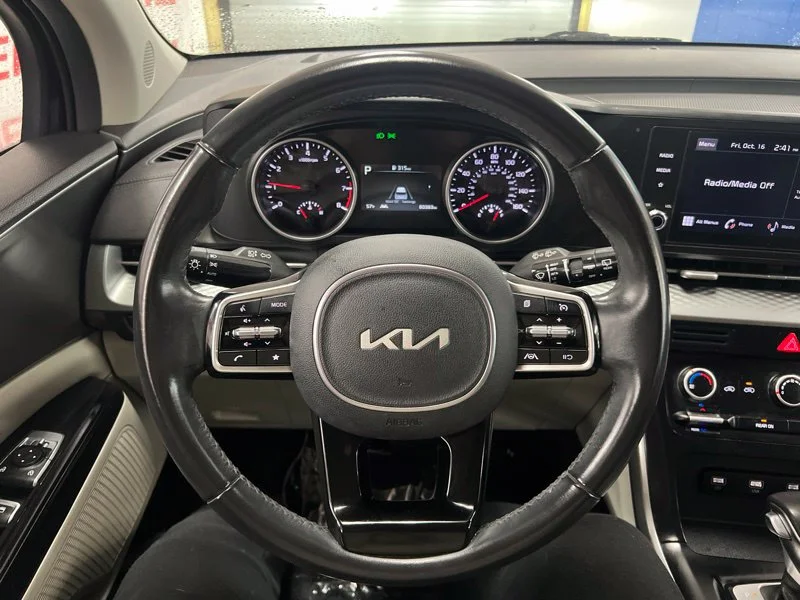 Used 2023 Blue Kia LX Seat Package image 24