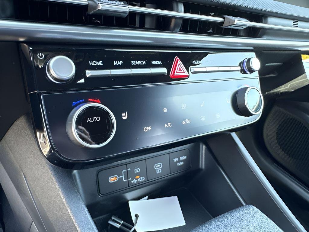 2025 Hyundai Santa Cruz SEL - Photo 17