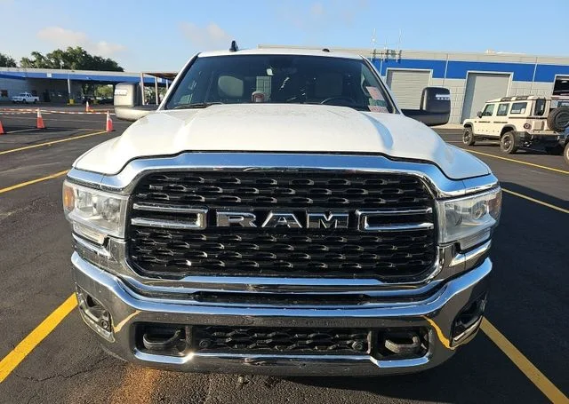 Used 2023 White Ram Big Horn image 6