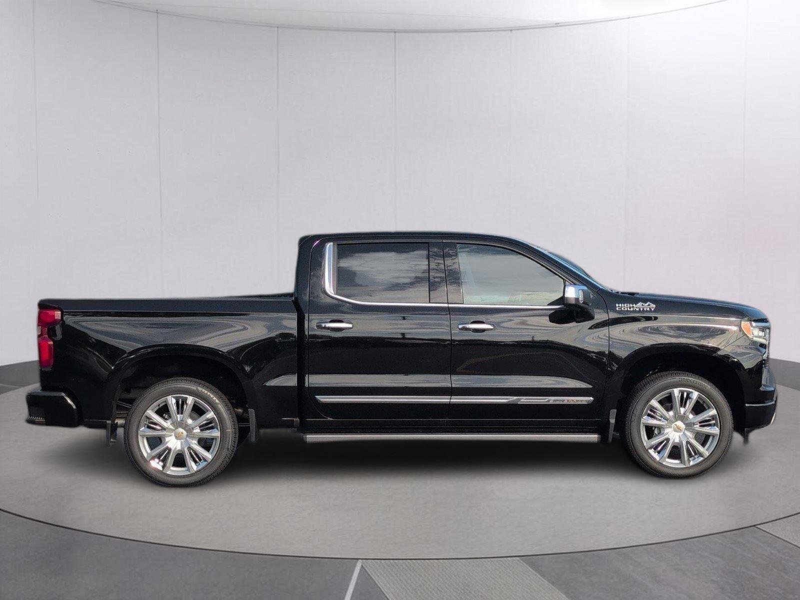 New 2026 Black Chevrolet High Country image 7