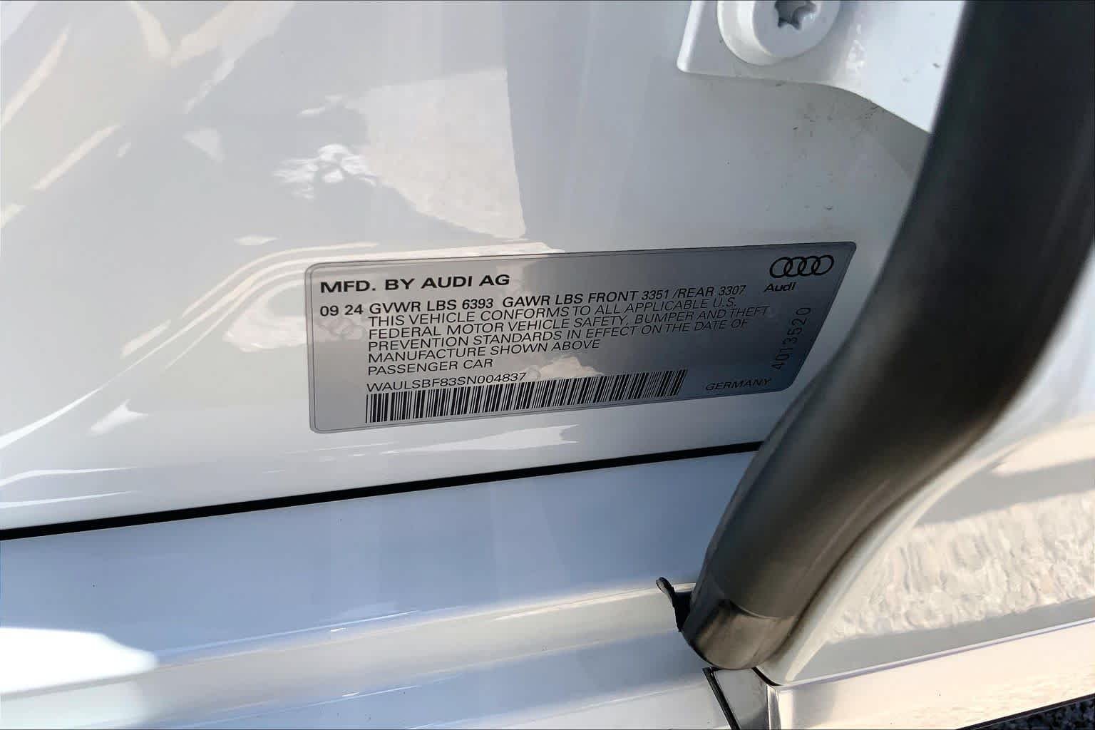 Used 2025 Glacier White Metallic Audi  image 37