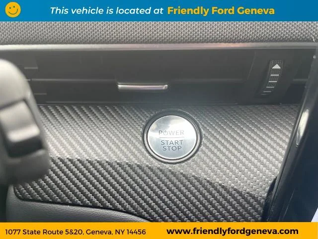 Used 2024 Eruption Green Metallic Ford Select image 22