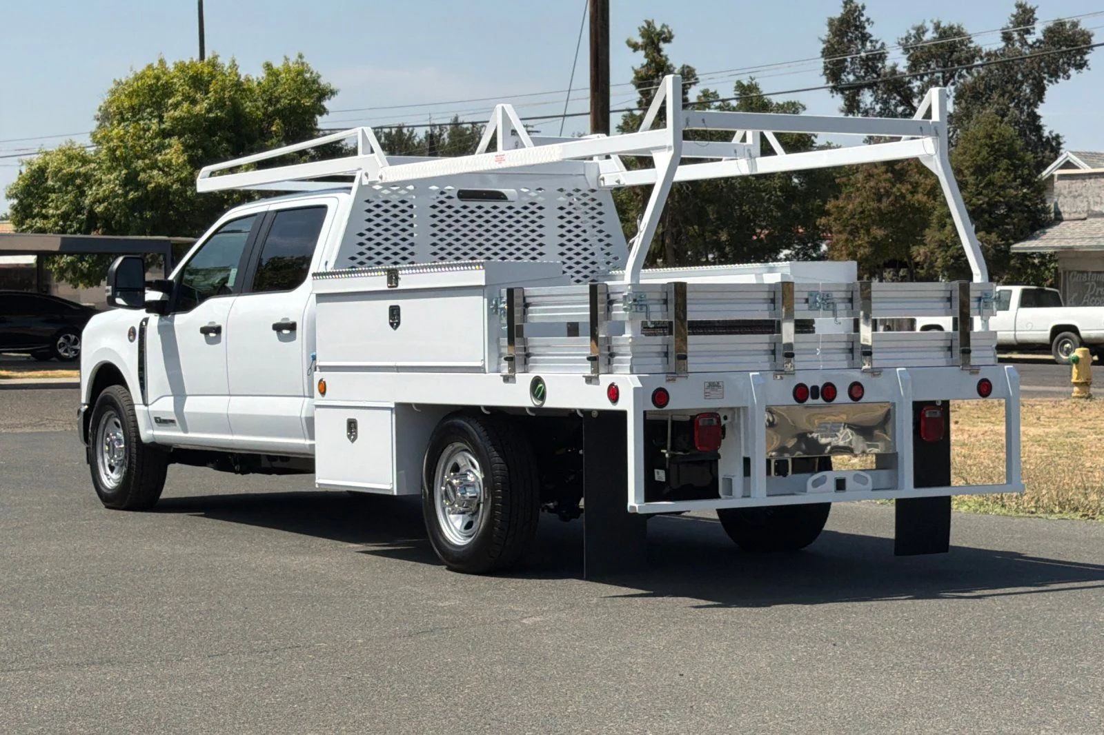 New 2026 Oxford White Ford F-350® XL image 7