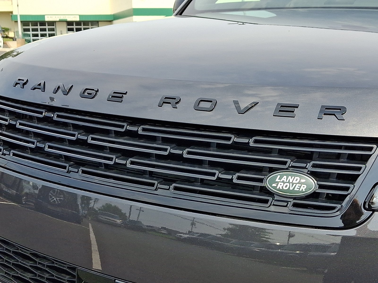 New 2026 Carpathian Grey LAND ROVER Dynamic SE image 16