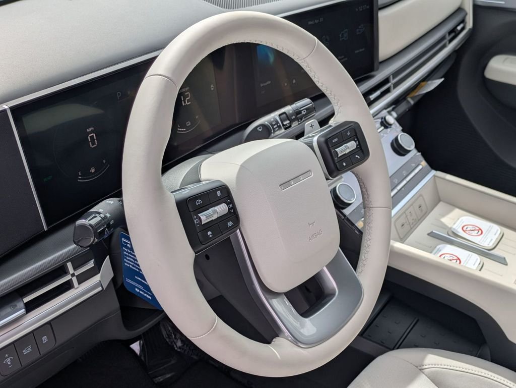 New 2026 Silver Hyundai SE image 15